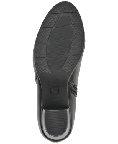 Cliffs By White Mountain Anslie Bootie In Black Smooth