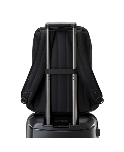 Samsonite Axxis 18" Standard Backpack In Black