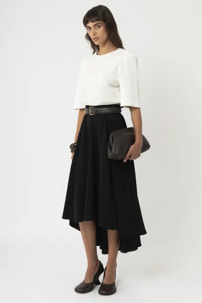 Arakii Structured Shoulder T-shirt In Off-white