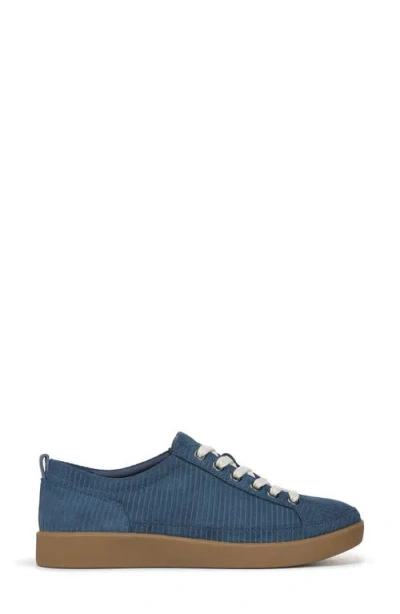 Vionic Winny Low Top Sneaker In Blue