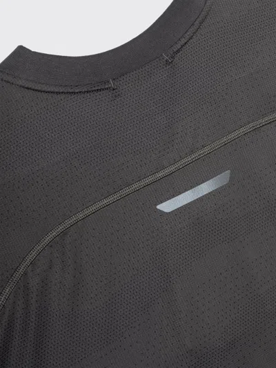 On X Erewh Logo-print Performance T-shirt In Gray
