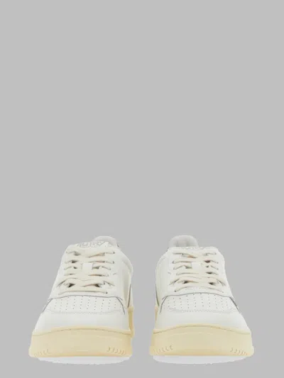 Autry Medalist Low White Suede Accents Cow Leather Sneakers In White