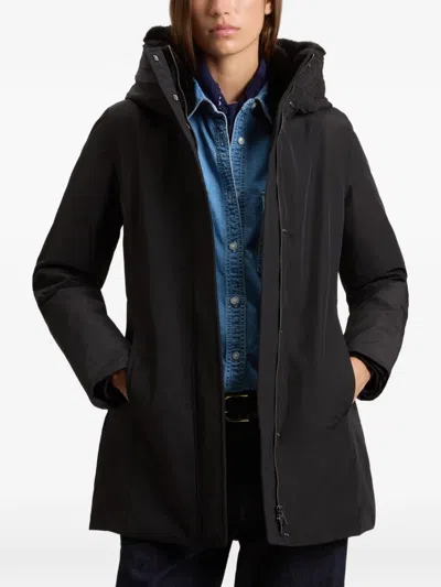 Woolrich Boulder Parka In Black