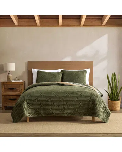 Eddie Bauer Solid Quilt Set In Green
