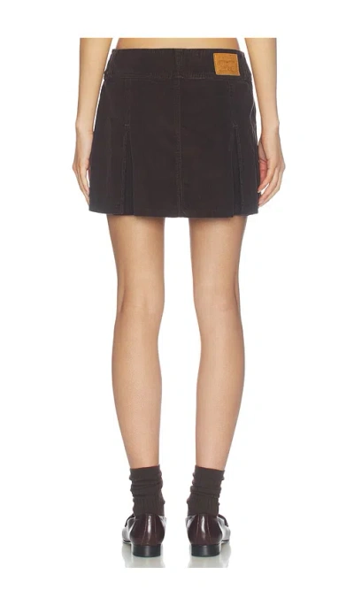 Levi's Mini Inverted Pleat Java In Brown
