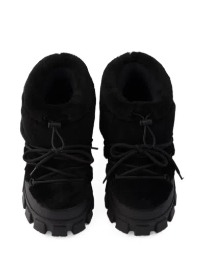 Prada シアリング スキーブーツ In Black