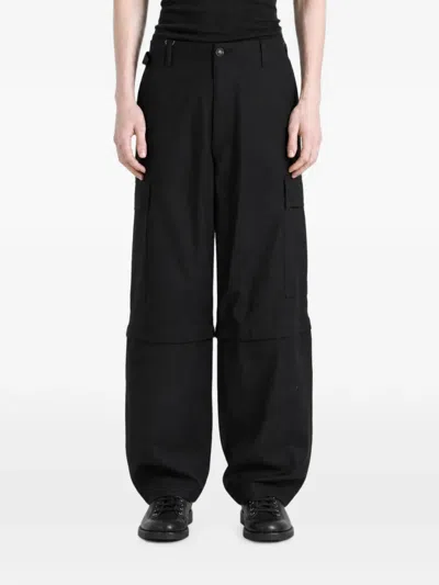 Vowels Multi-pocket Cargo Pants In Black