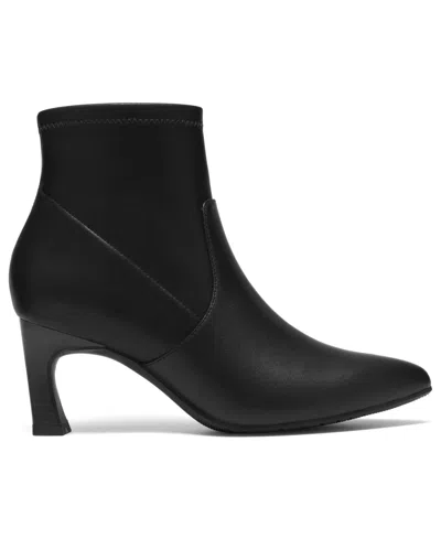 Clarks Tammitha Ace Bootie In Black