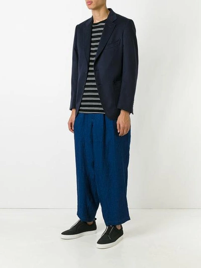 Shop Yohji Yamamoto Cropped Tuck Pants - Blue