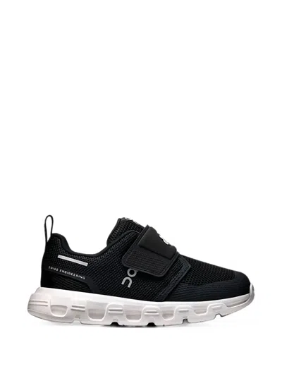 On Boys  Cloud Dash In Black
