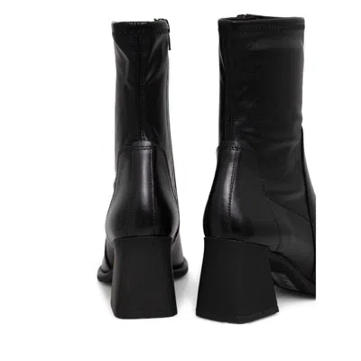 Vagabond Hedda Boot In Black