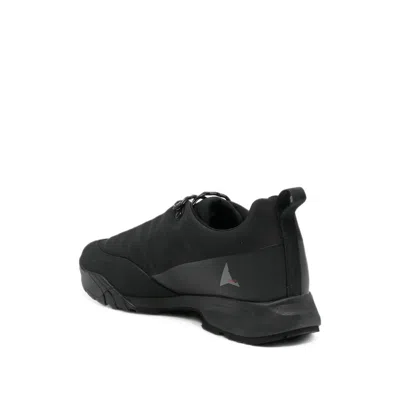 Roa Logo-print Panelled Sneakers In Black