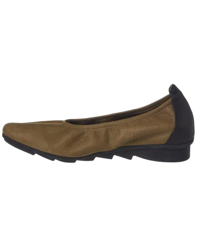Arche Bibara Flat In Brown