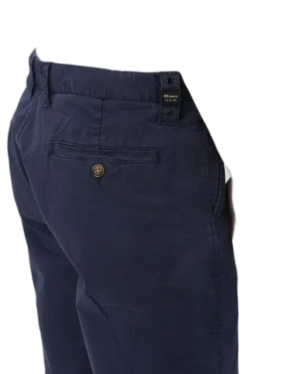 Blauer Bermuda Shorts In Blue