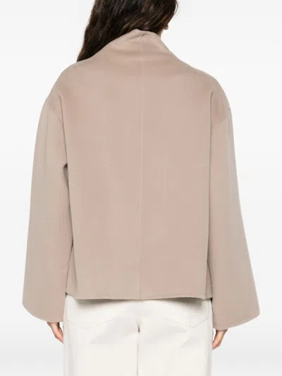 Soft Goat Wool Cape In Pattern