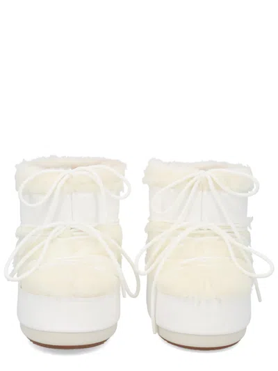 Moon Boot Icon Low Unisex Mini Boot In White