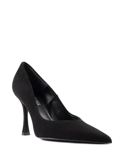 POINTED-TOE PUMPS