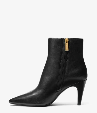 Michael Michael Kors Daniela In Black