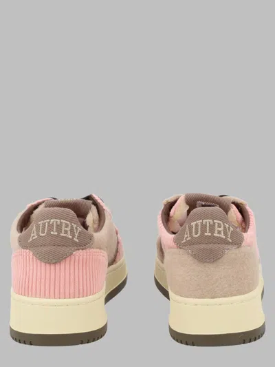 Autry Medalist Low Sneaker In Pink