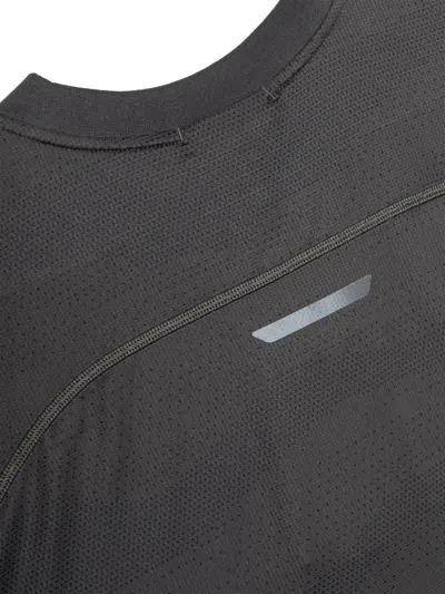 On X Erewh Logo-print Performance T-shirt In Gray