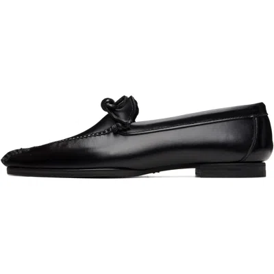Hereu ブラック Aresta ポインティー ローファー In Black