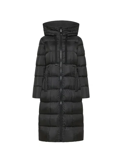 Peuterey Tailored Black Coat With Structured Silhouette And Timeless Design In Black