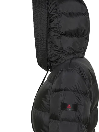 Peuterey Tailored Black Coat With Structured Silhouette And Timeless Design In Black