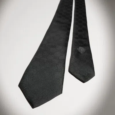 Gucci Cravate En Jacquard De Soie Gg In Black