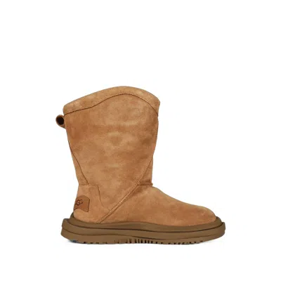 Ugg Classic Distort Boots In Brown