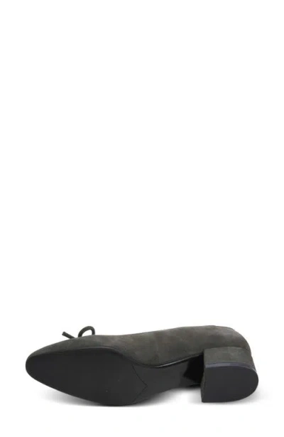 Vaneli Aleka Leather Pump In Mouse