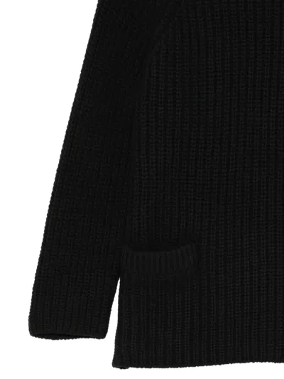 CHUNKY-KNIT SWEATER