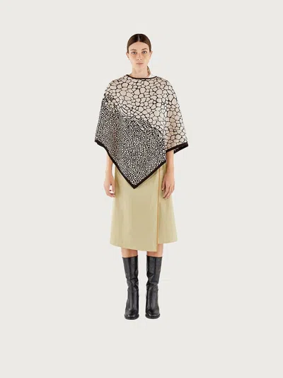 Ferragamo Patchwork Patterned Shawl In Pink