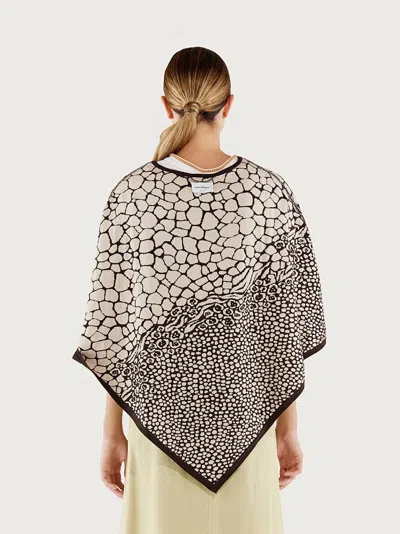 Ferragamo Patchwork Patterned Shawl In Pink