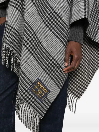 Woolrich Check-pattern Fringed Cape In Gray