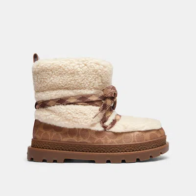 Coach Outlet Winter Boot In Multi