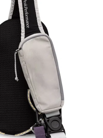 Peak Performance Ripstop Logo-print Backpack In Gray