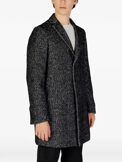 HERRINGBONE-PATTERN NOTCH-COLLAR COAT