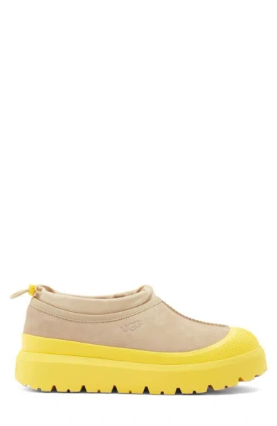 Ugg Modern Sneakers With Contrast Sole And Pull Tab In Yellow