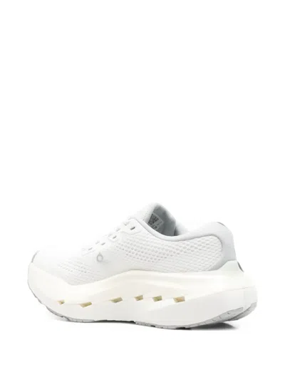 On Cloudrunner 3 Max Sneakers In White