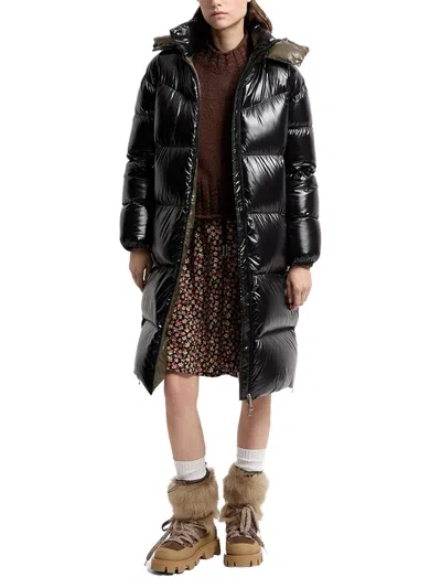 Moncler Down Jacket In Black