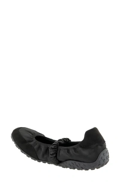 Bcbgeneration Omaya Mary Jane Flat In Black