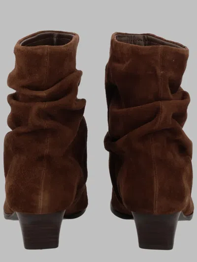 Ash In Brown