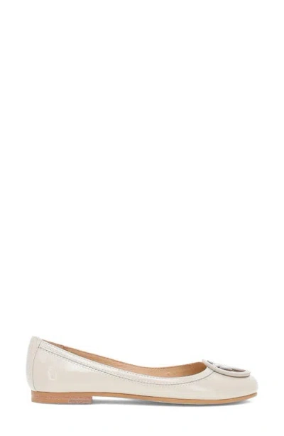Frye Carson Logo Ballet Flat In White
