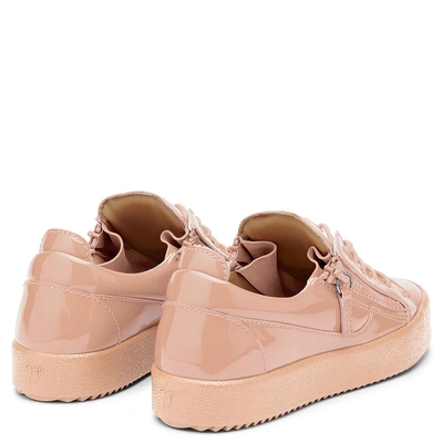 Shop Giuseppe Zanotti - Pink Patent Low-top Sneaker Jayce