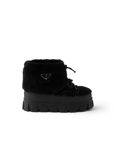 Prada シアリング スキーブーツ In Black