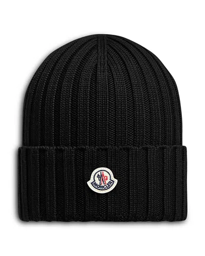 Moncler Mol20933b00036a9327999bb Ribbed Merino Wool Beanie In Black
