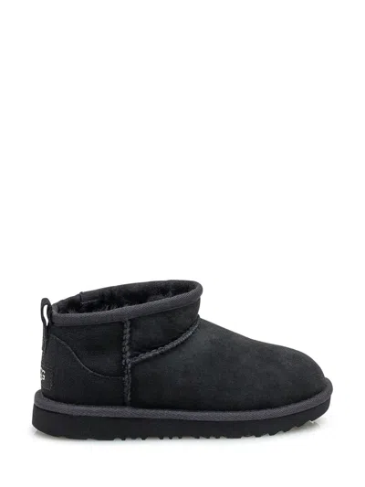 Ugg Classic Ultramini Boot In Black