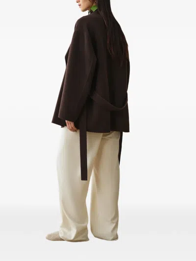Less Belted Jacket In Brown