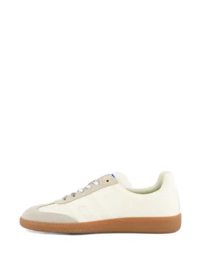 Back 70 Ghost 20 Sneakers In White