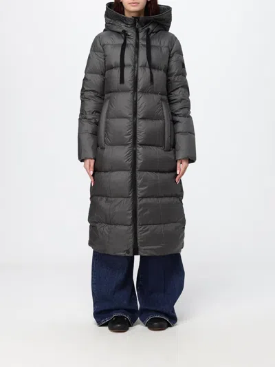 Peuterey Tailored Black Coat With Structured Silhouette And Timeless Design In Gray
